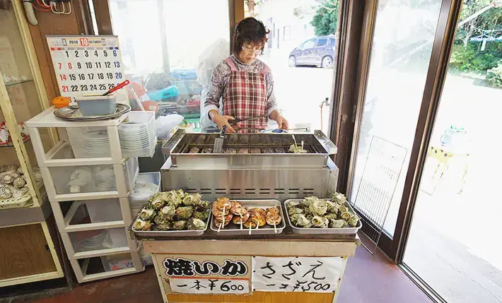 Lots of seafood in Hinomisaki area